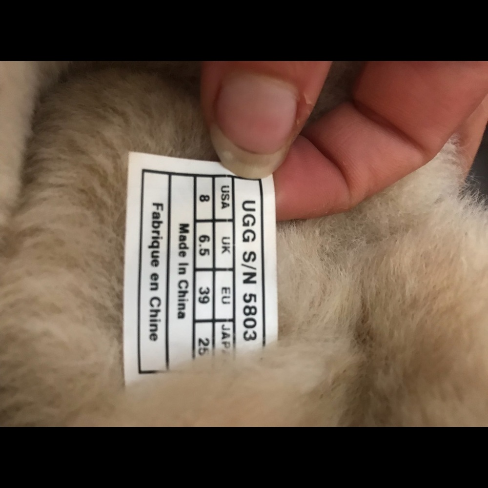 Ugg Bailey Button Boot - image 5